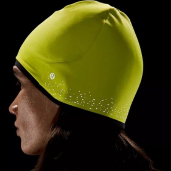 Lululemon Cold Terrain‎ Running Beanie Hat New Reflective - Picture 1 of 6